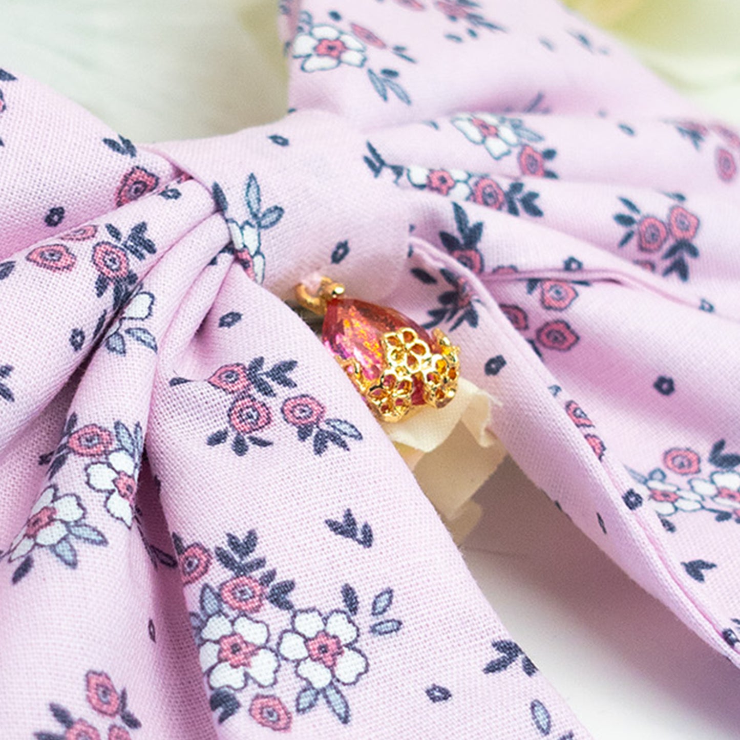 Nœud Rosaline (Cristal Rose)