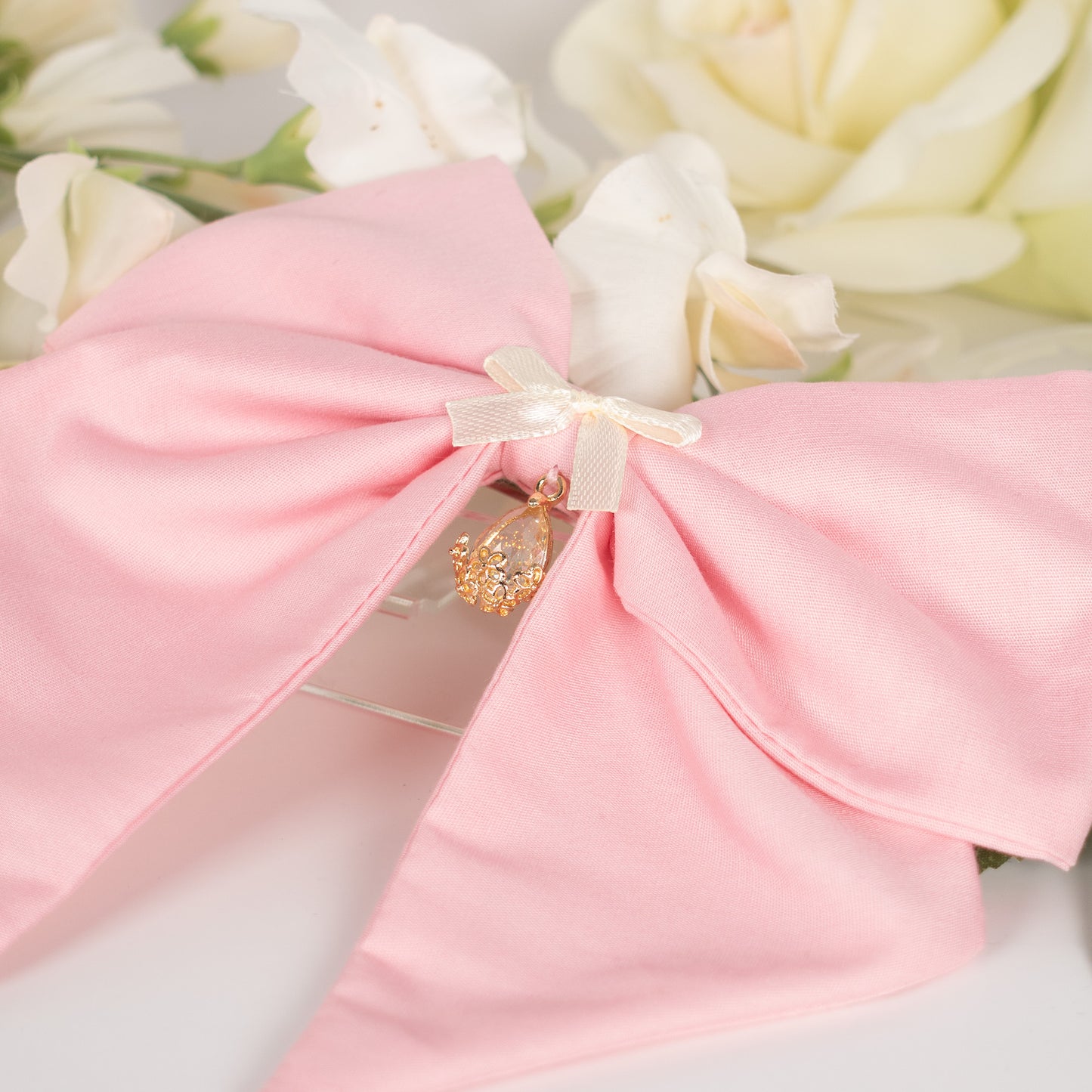 Nœud Pivoine (Cristal Blanc)